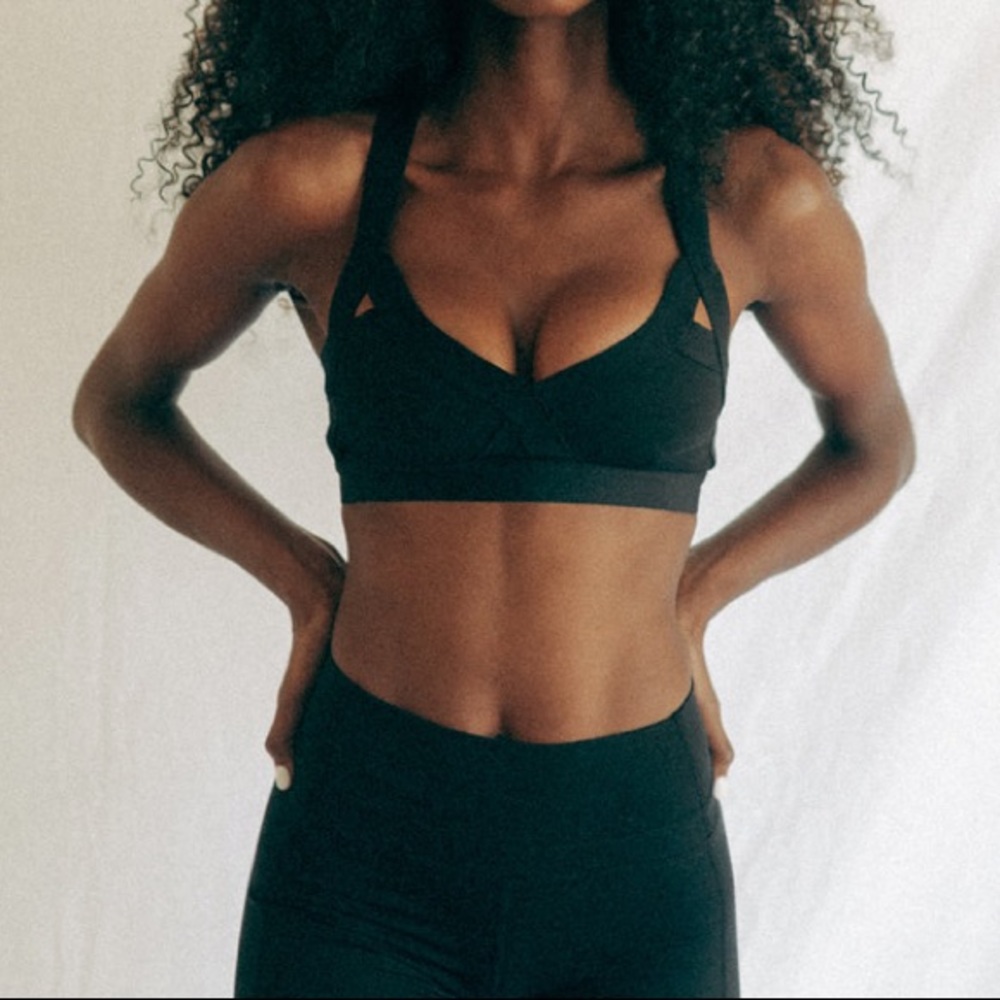 Corio Active Black sports bra